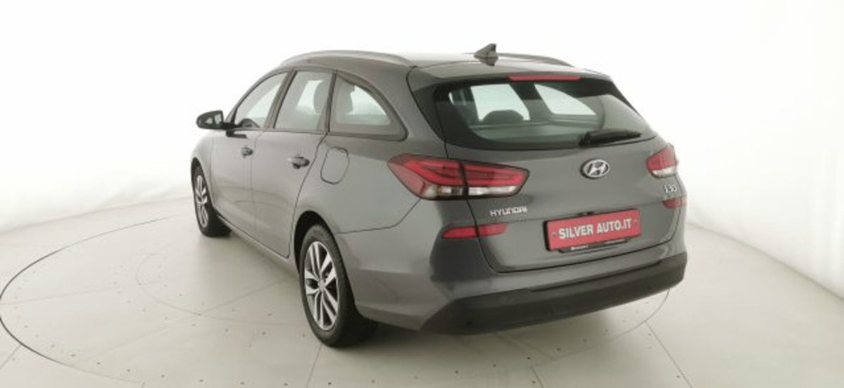 Hyundai i30 Station Wagon 1.6 CRDi 110CV DCT Comfort (5)
