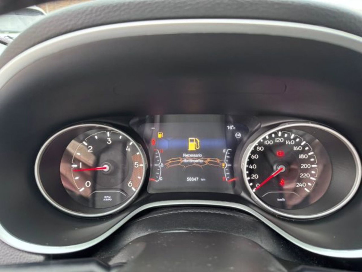 Jeep Compass 2.0 Multijet II 4WD Limited (11)