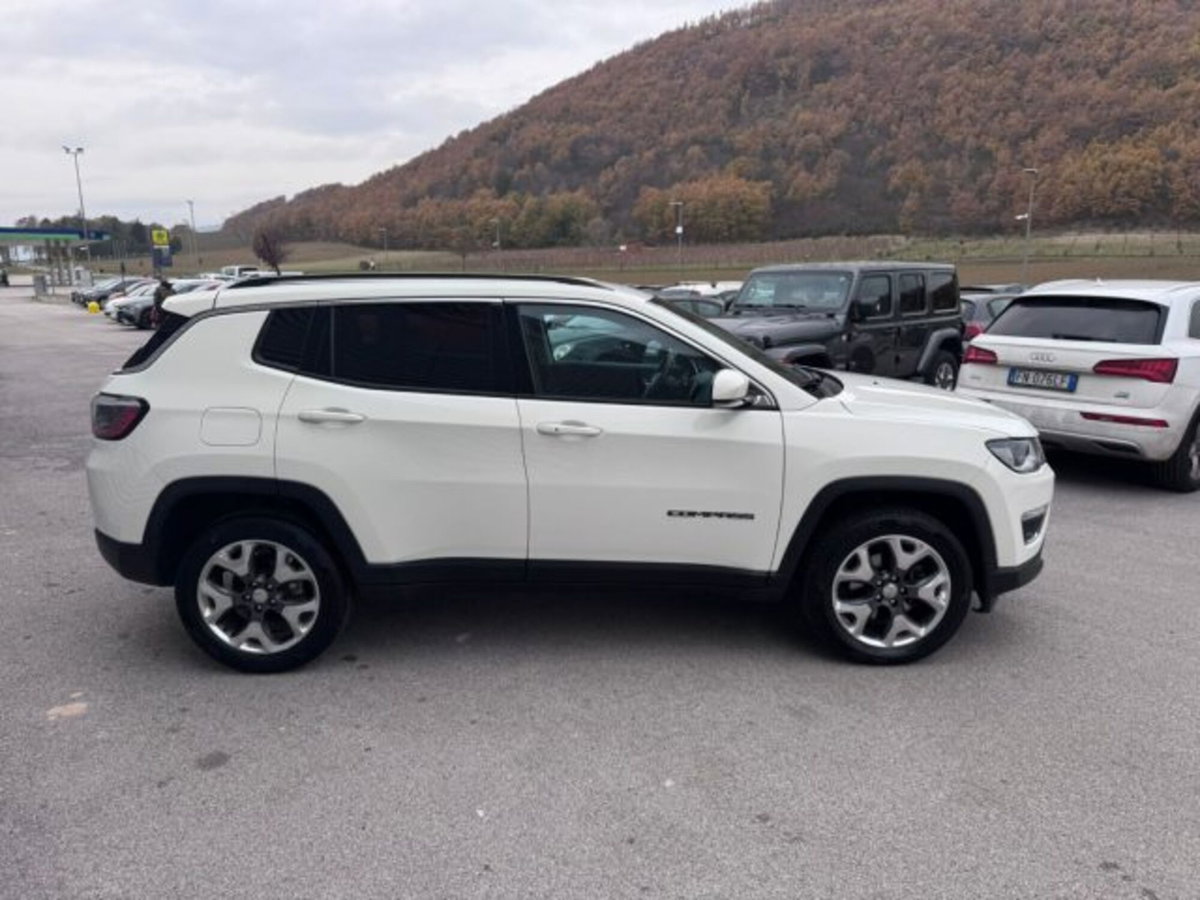 Jeep Compass 2.0 Multijet II 4WD Limited (4)