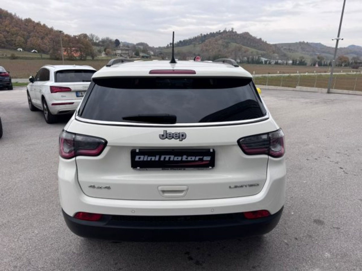Jeep Compass 2.0 Multijet II 4WD Limited (6)