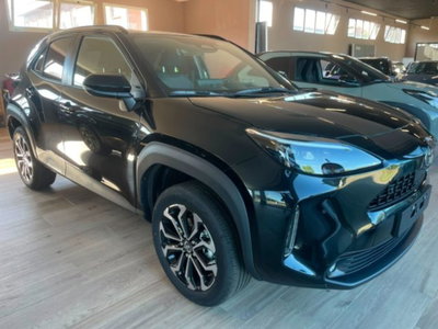 Toyota Yaris Cross 1.5h GR Sport Black Sky fwd 116cv e-cvt (3)