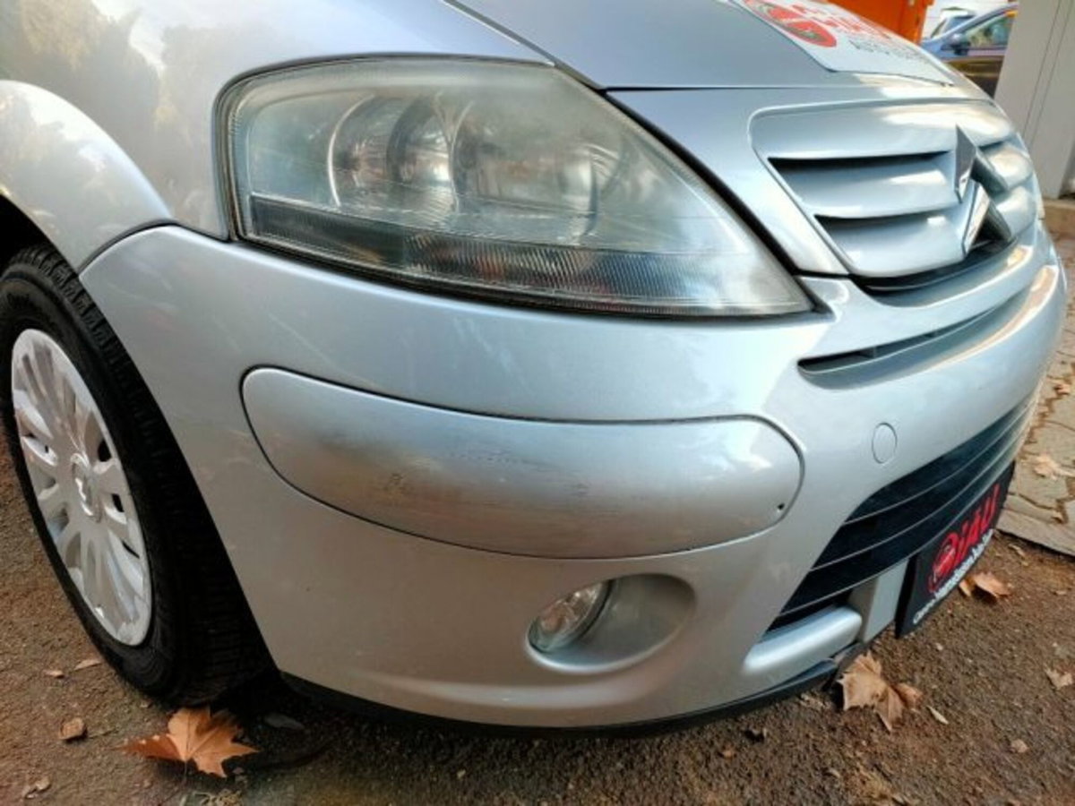 Citroen C3 1.1 airdream Exclusive Style Techno (19)