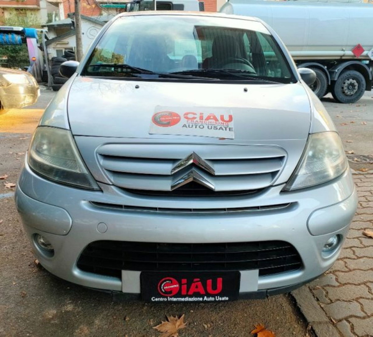 Citroen C3 1.1 airdream Exclusive Style Techno (2)