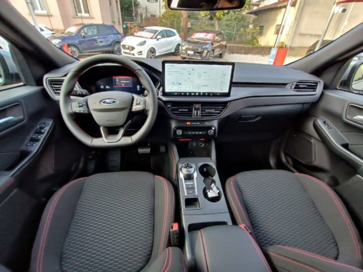 Ford Kuga 2.5 Full Hybrid 190 CV CVT 2WD ST-Line Design (11)