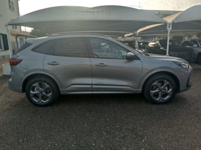 Ford Kuga 2.5 Full Hybrid 190 CV CVT 2WD ST-Line Design (8)