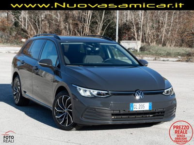 Volkswagen Golf Variant 2.0 tdi Life 115cv usata