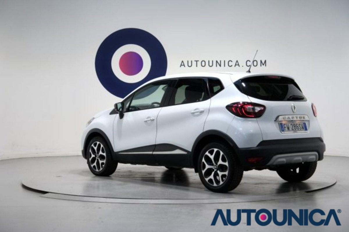 Renault Captur dCi 8V 90 CV Business (18)