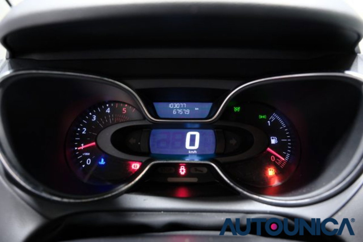 Renault Captur dCi 8V 90 CV Business (8)