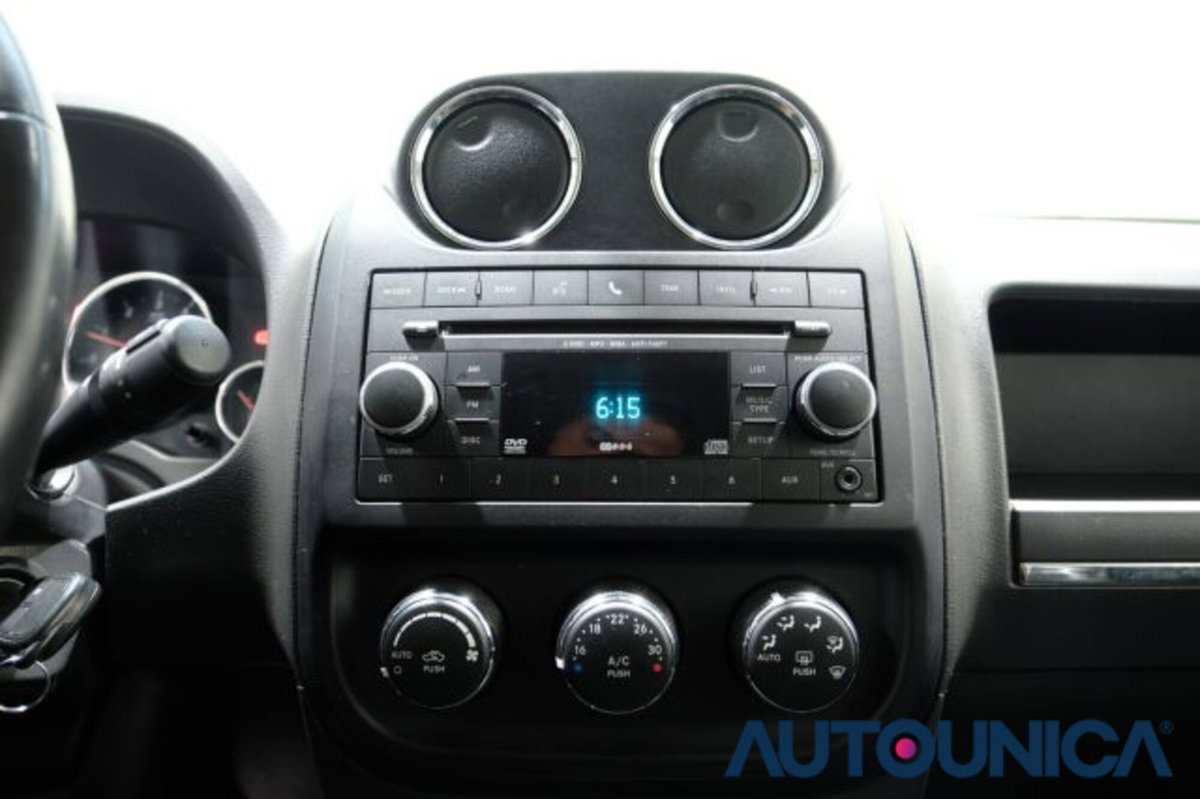 Jeep Compass 2.2 CRD Limited (9)