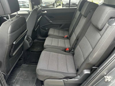 Volkswagen Touran 1.6 TDI 115 CV SCR DSG Highline BlueMotion Tech. (10)