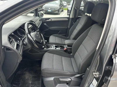 Volkswagen Touran 1.6 TDI 115 CV SCR DSG Highline BlueMotion Tech. (9)