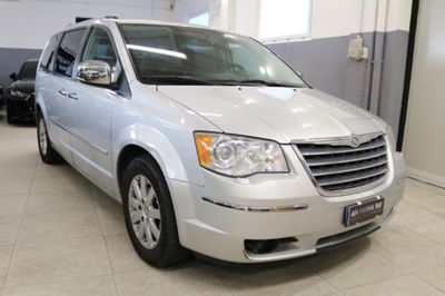 Chrysler Grand Voyager Grand Voyager 2.8 CRD DPF Touring usata