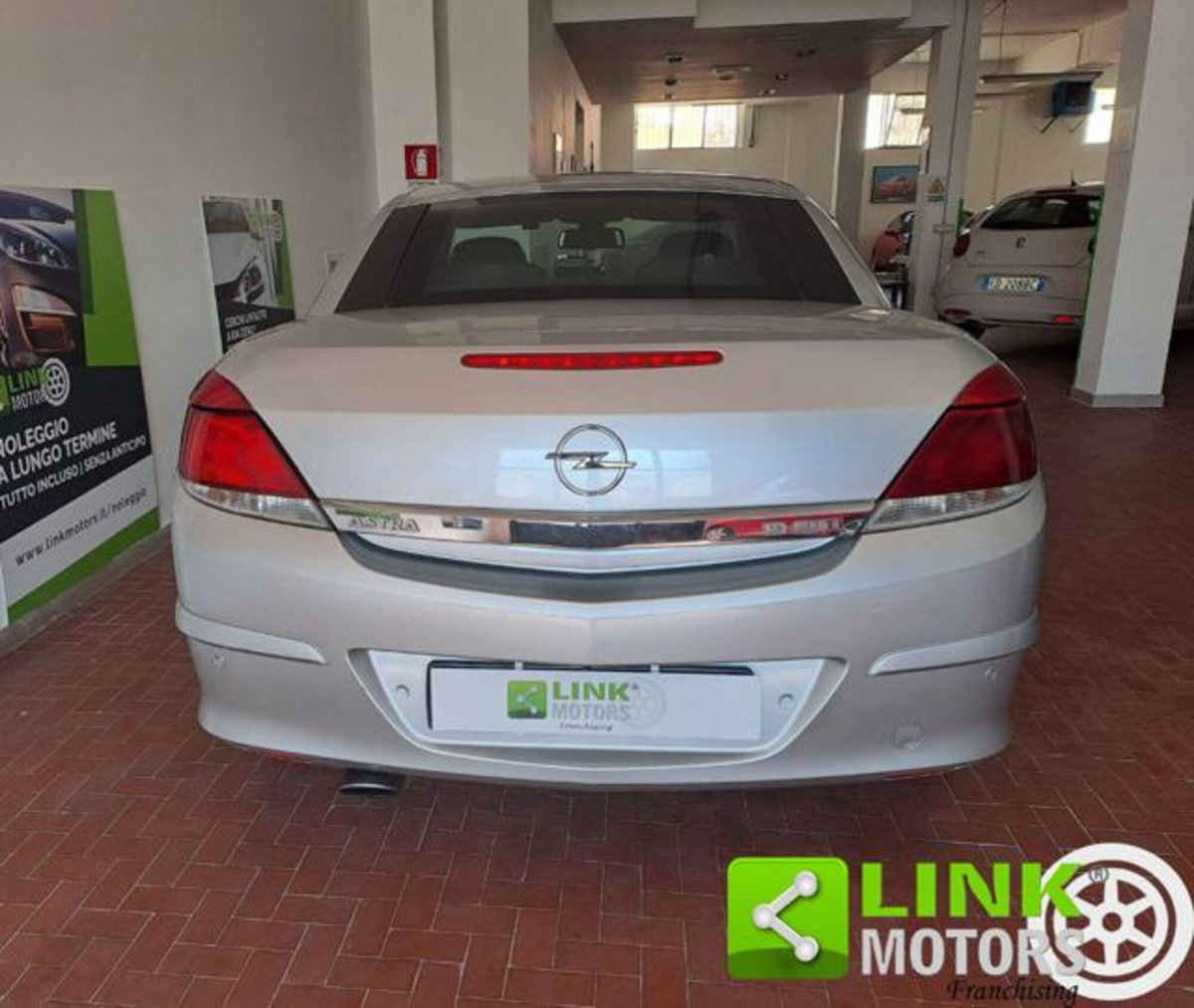 Opel Astra Cabrio TwinTop 1.9 16V CDTI 150CV Cosmo (17)