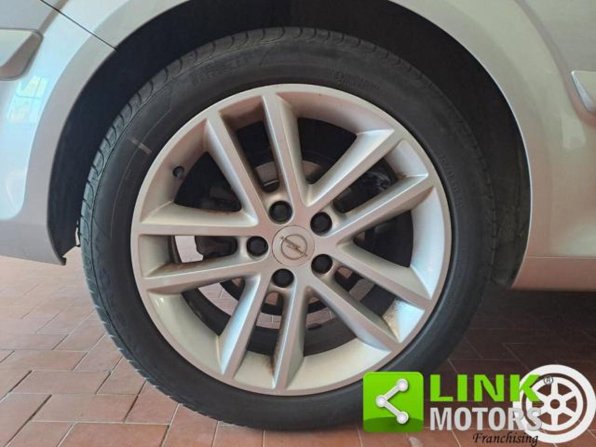 Opel Astra Cabrio TwinTop 1.9 16V CDTI 150CV Cosmo (18)