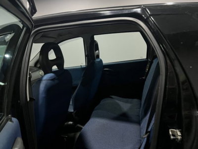 Fiat Punto 1.9 JTD 5 porte EL (11)