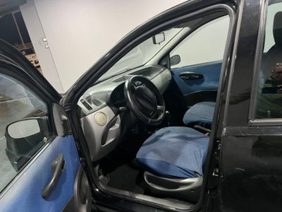 Fiat Punto 1.9 JTD 5 porte EL (8)