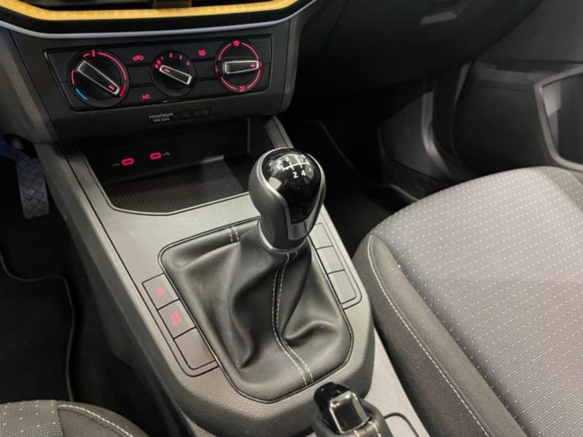 SEAT Ibiza 1.0 ecotsi Business 95cv (8)
