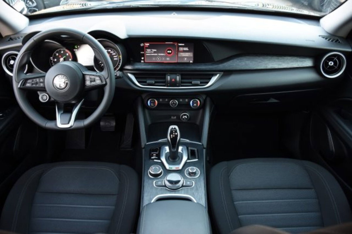 Alfa Romeo Stelvio Stelvio 2.2 Turbodiesel 160 CV AT8 RWD Super Business (8)