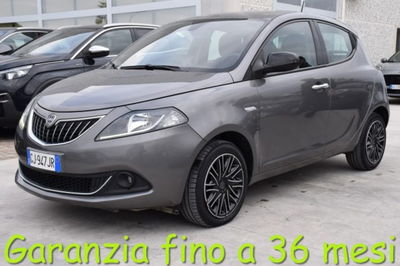 Lancia Ypsilon 1.0 FireFly 5 porte S&S Hybrid Gold Plus usata