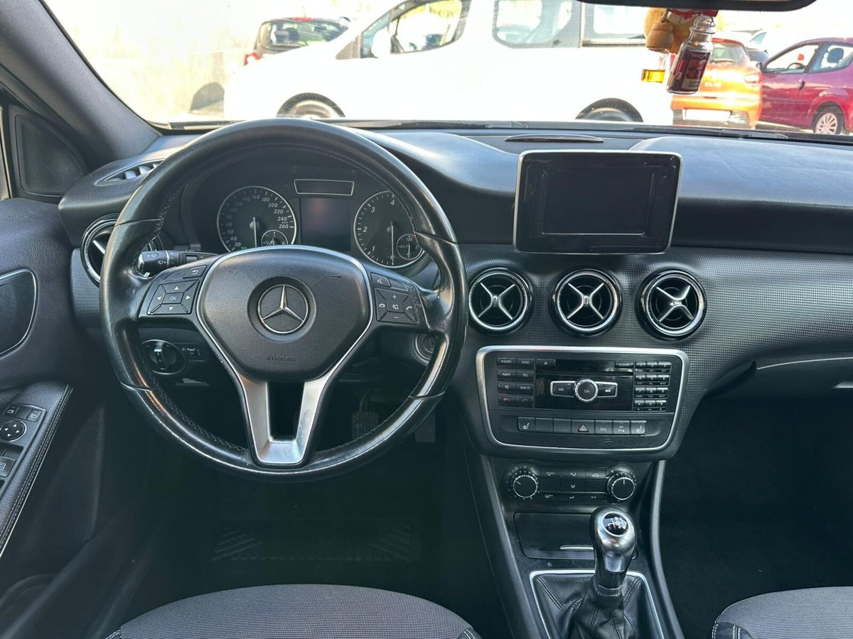 Mercedes-Benz Classe A 180 CDI Premium (7)