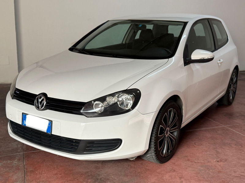 Volkswagen Golf 1.6 TDI DPF DSG 3p. Highline