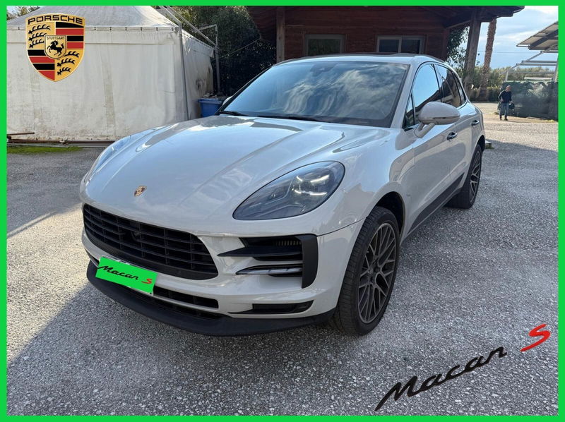 Porsche Macan S