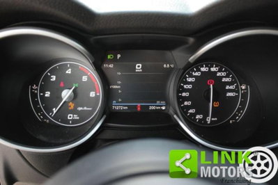 Alfa Romeo Stelvio Stelvio 2.2 Turbodiesel 190 CV AT8 Q4 Sprint (16)
