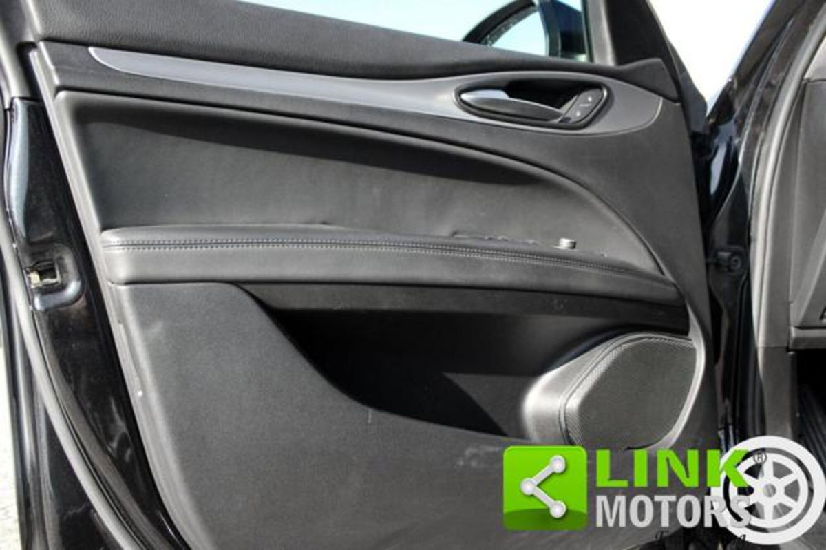 Alfa Romeo Stelvio Stelvio 2.2 Turbodiesel 190 CV AT8 Q4 Sprint (7)