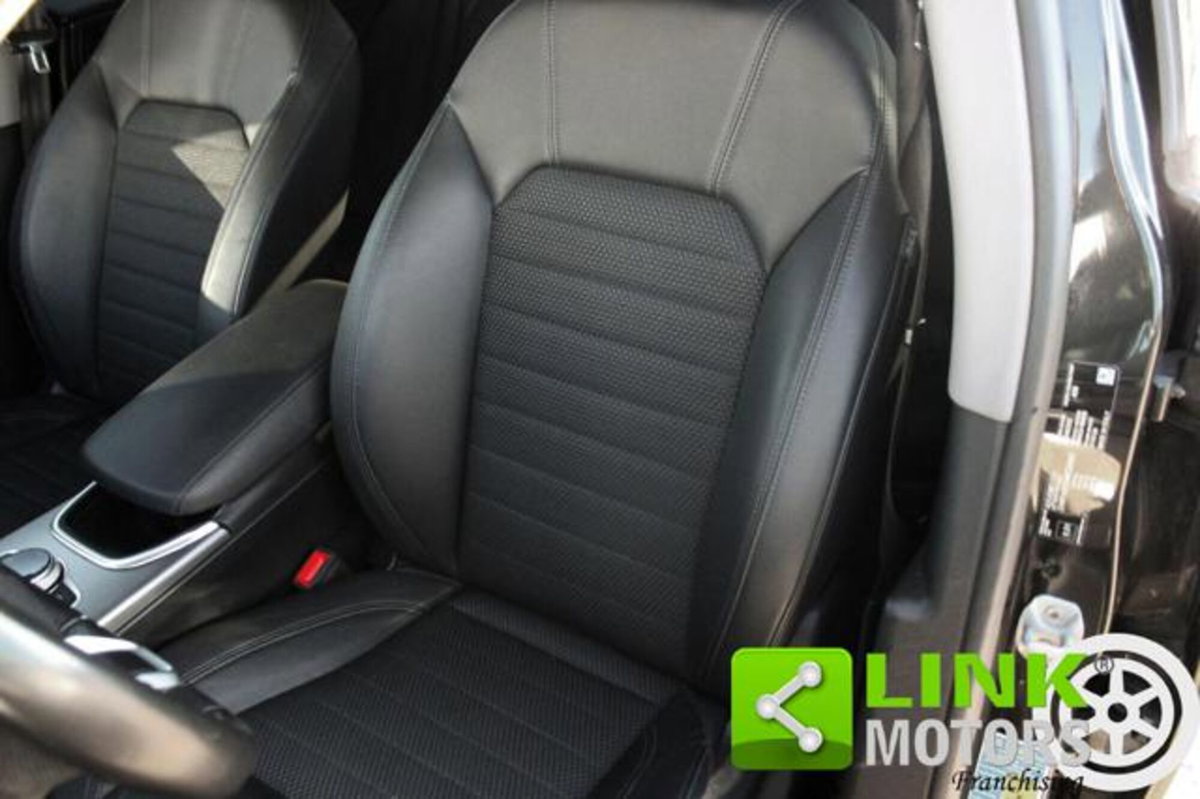 Alfa Romeo Stelvio Stelvio 2.2 Turbodiesel 190 CV AT8 Q4 Sprint (8)