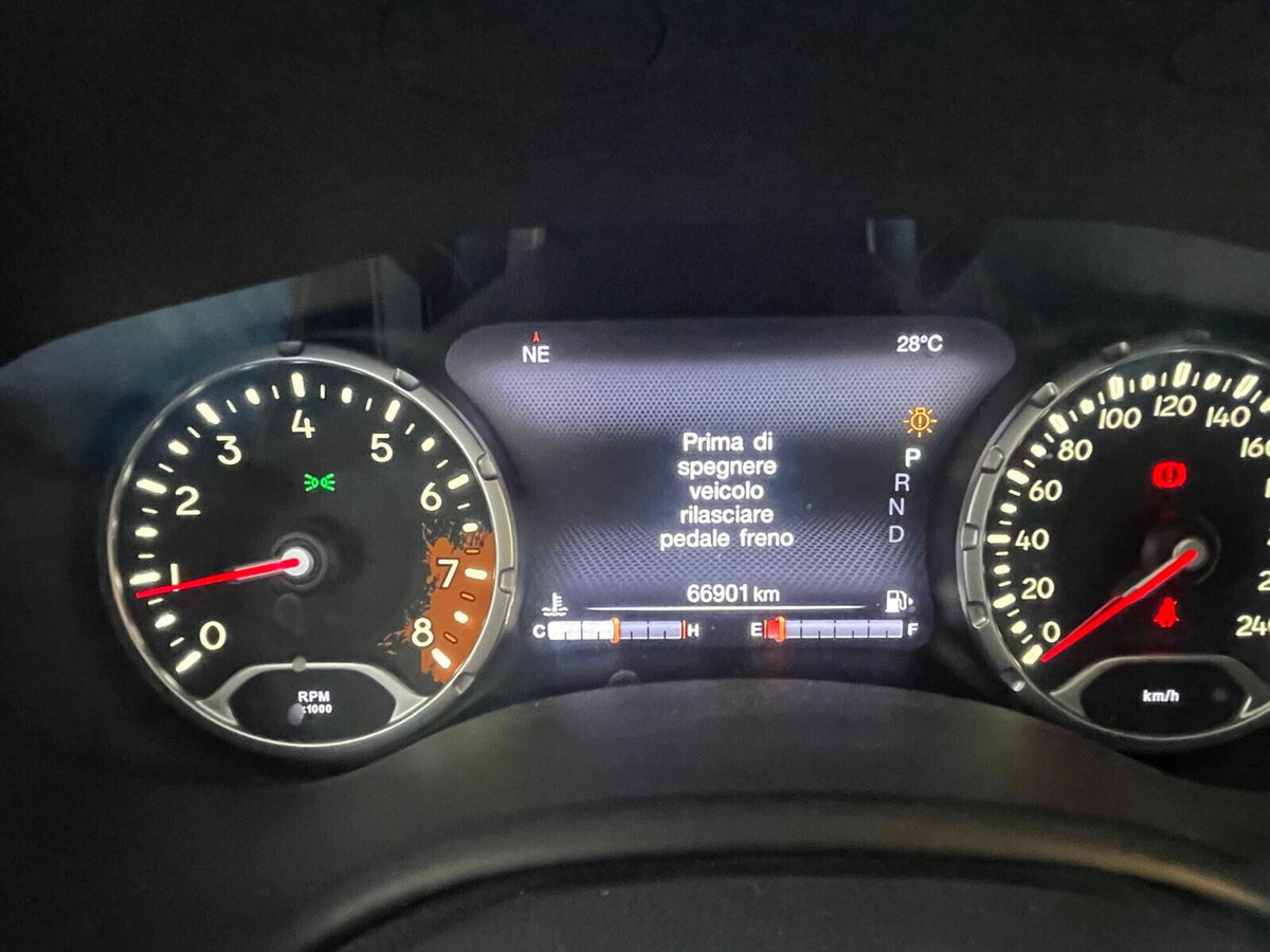 Jeep Renegade 1.4 MultiAir 170CV 4WD Active Drive Limited (19)