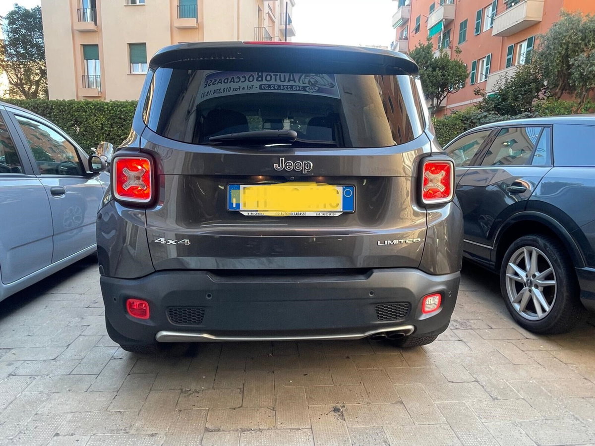 Jeep Renegade 1.4 MultiAir 170CV 4WD Active Drive Limited (6)