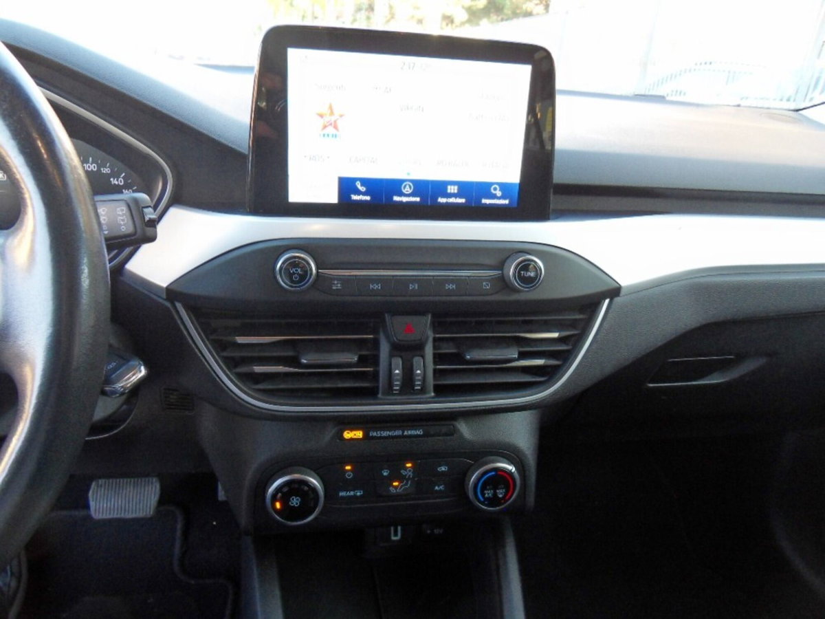 Ford Focus Station Wagon 1.5 EcoBlue 120 CV automatico SW Business Co-Pilot (13)