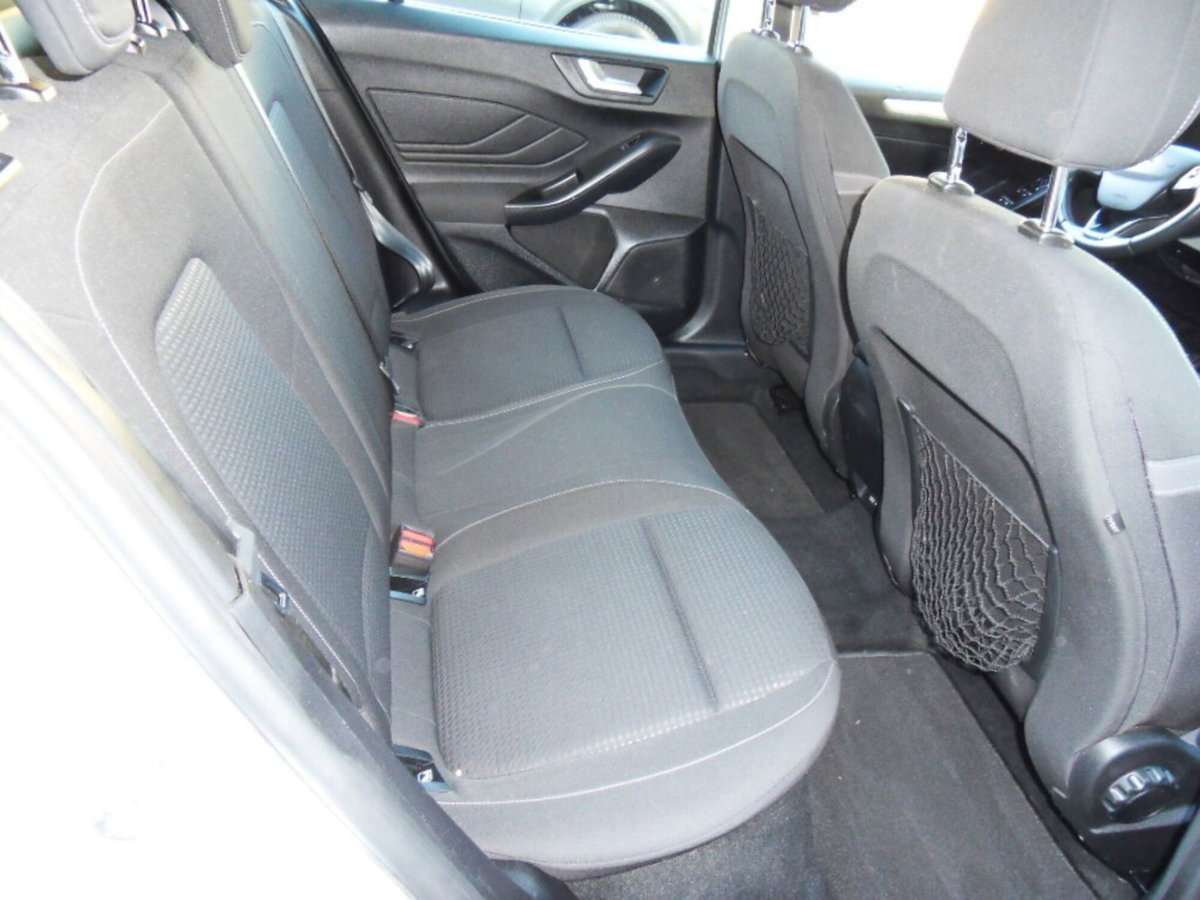 Ford Focus Station Wagon 1.5 EcoBlue 120 CV automatico SW Business Co-Pilot (4)
