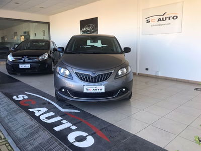 Lancia Ypsilon 1.0 FireFly 5 porte S&S Hybrid Ecochic Gold usata