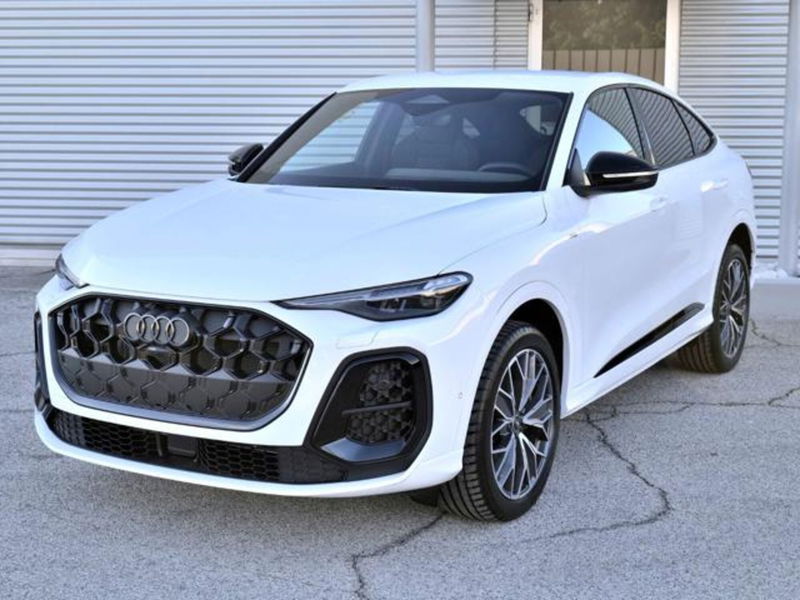 Audi Q5 Sportback 2.0 tdi mhev+ Business Advanced quattro 204cv s-tronic