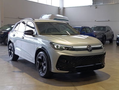 Volkswagen Tiguan 2.0 tdi R-Line 150cv dsg usata