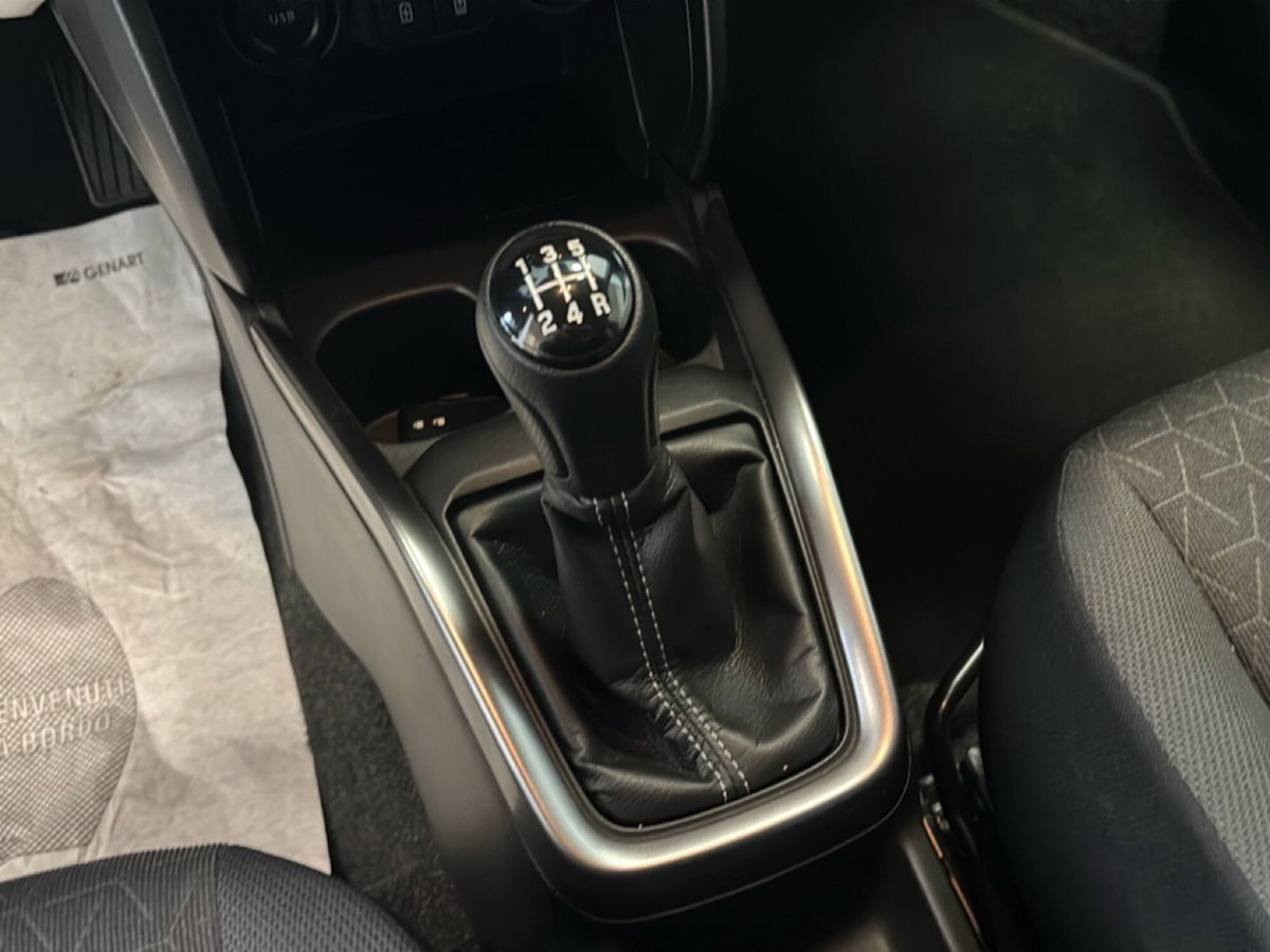 Suzuki Swift 1.2 Hybrid Easy Top (18)