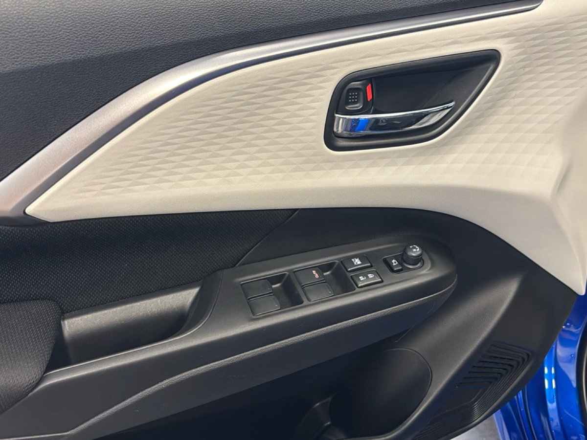 Suzuki Swift 1.2 Hybrid Easy Top (20)