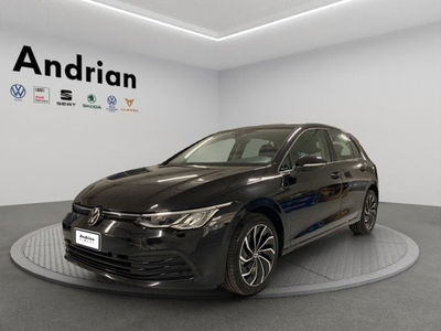 Volkswagen Golf 1.0 eTSI EVO DSG Life usata