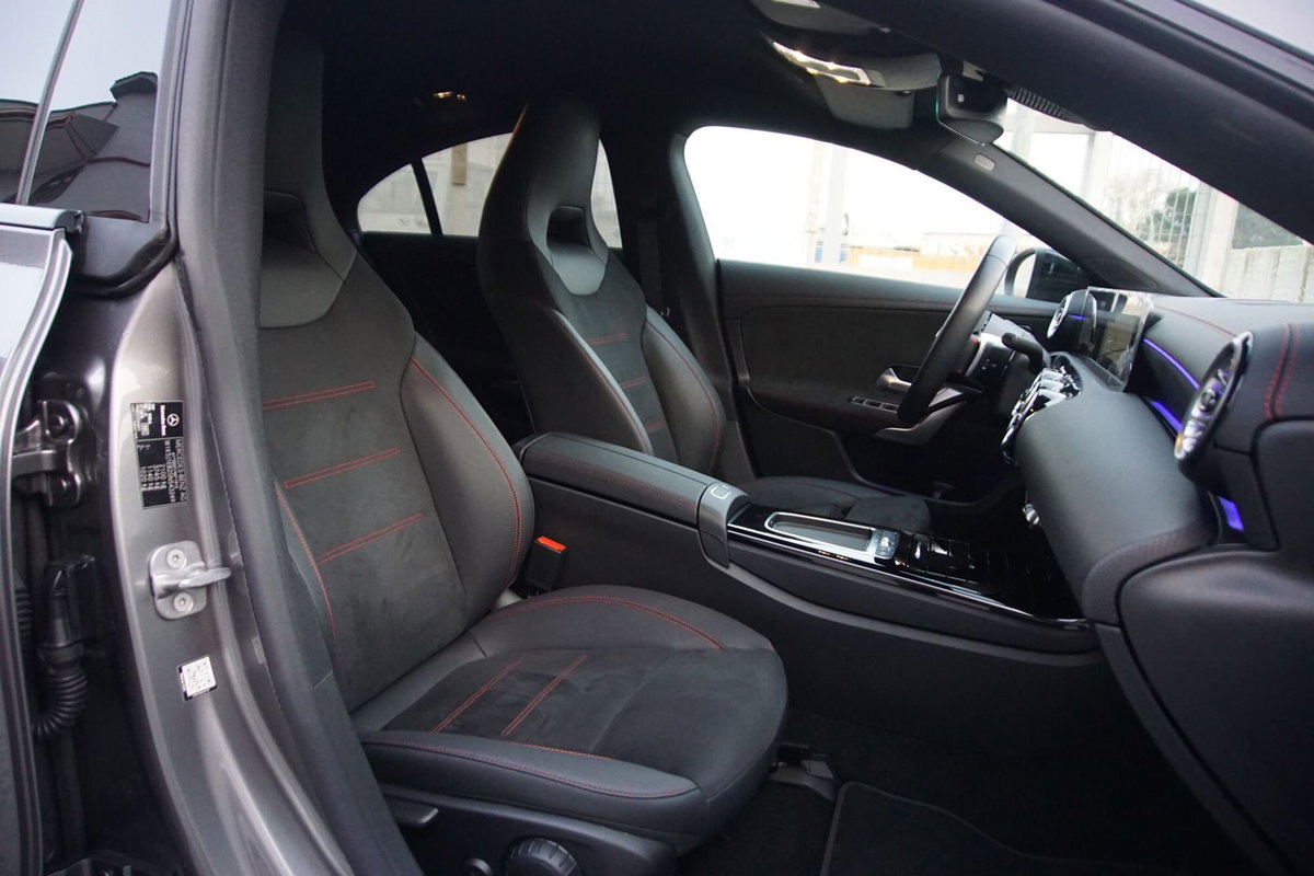 Mercedes-Benz CLA 220 d Automatic Premium (12)