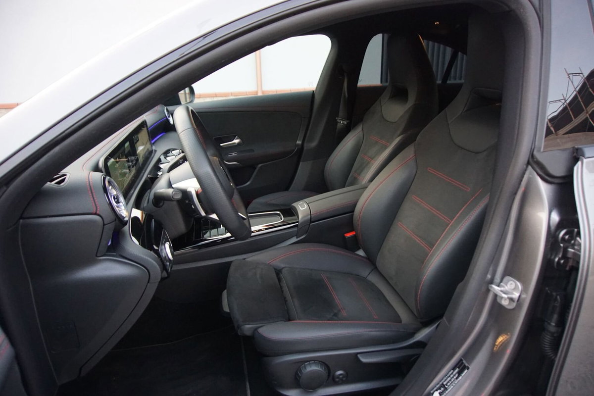 Mercedes-Benz CLA 220 d Automatic Premium (6)
