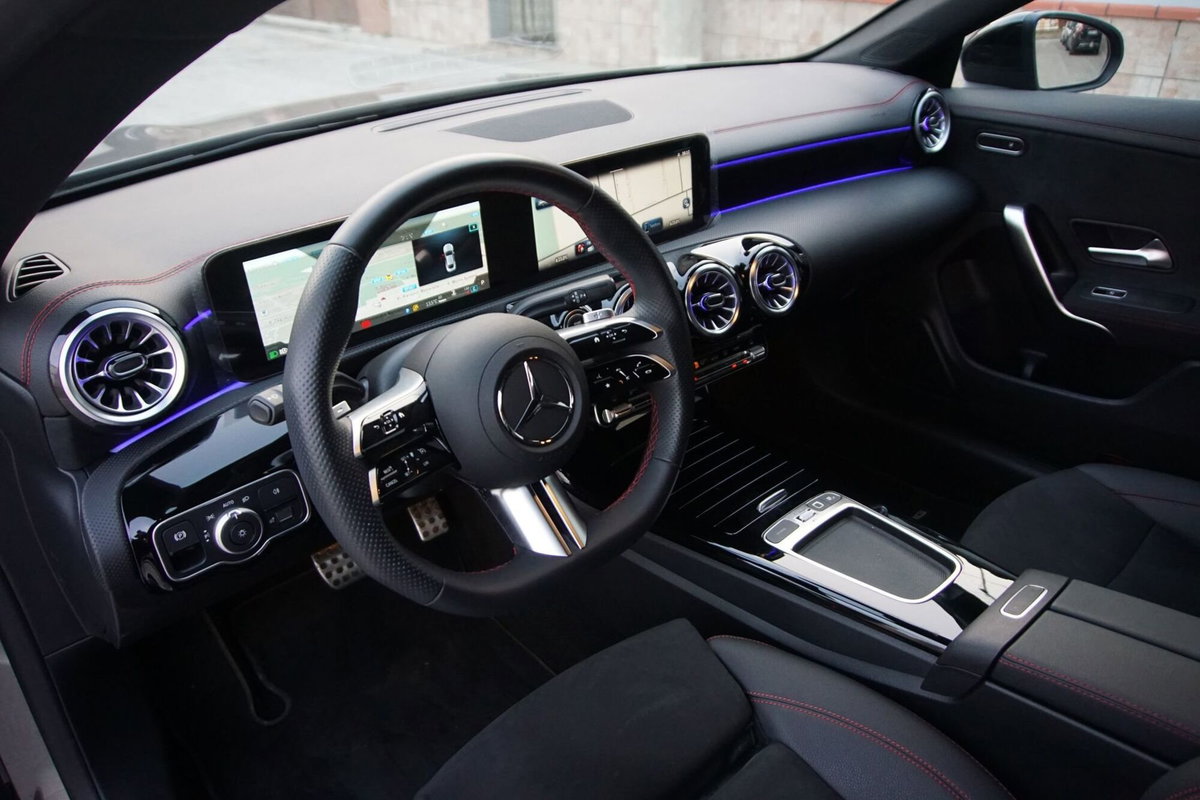 Mercedes-Benz CLA 220 d Automatic Premium (7)