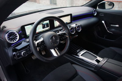 Mercedes-Benz CLA 220 d Automatic Premium (7)