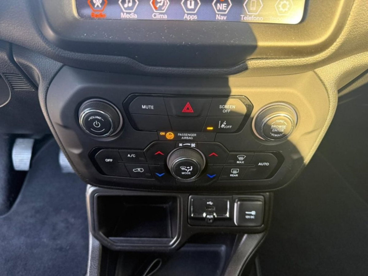 Jeep Renegade 1.0 T3 Limited (18)