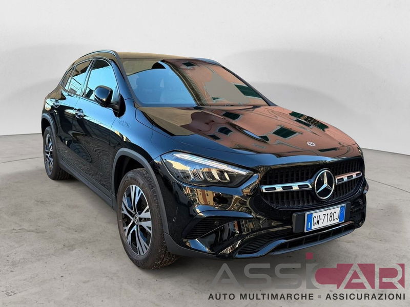 Mercedes-Benz GLA SUV 180 d Progressive Advanced Plus auto
