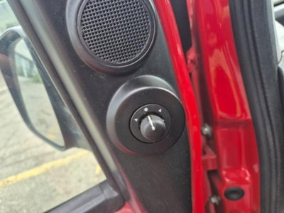Fiat Fiorino 1.3 MJT 80CV Combinato Adventure M1 (10)