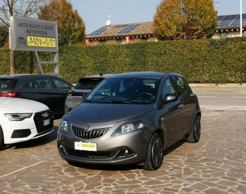 Lancia Ypsilon 1.0 FireFly 5 porte S&S Hybrid Ecochic Gold