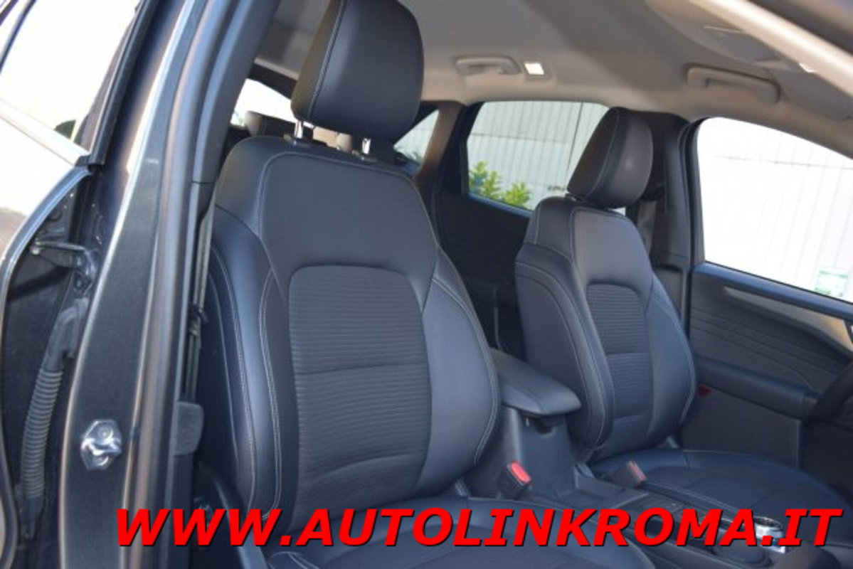 Ford Kuga 1.5 EcoBlue 120 CV 2WD Titanium (12)
