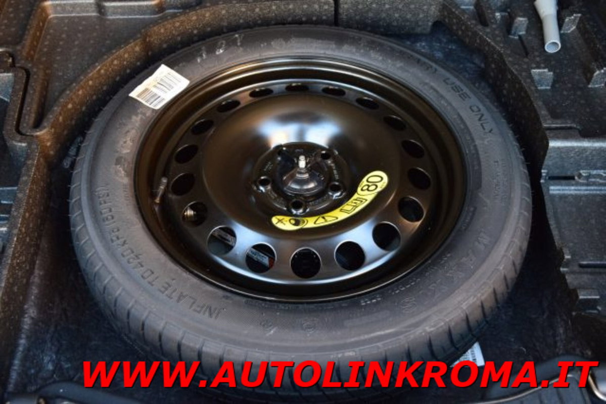 Ford Kuga 1.5 EcoBlue 120 CV 2WD Titanium (16)