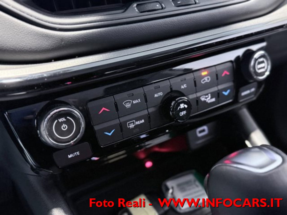 Jeep Compass 1.3 T4 240CV PHEV AT6 4xe Trailhawk (19)